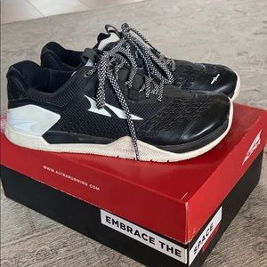 Altra cross training shoes